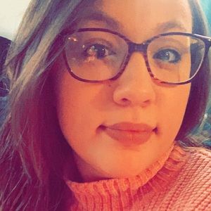 Meet your Posher, Catherine